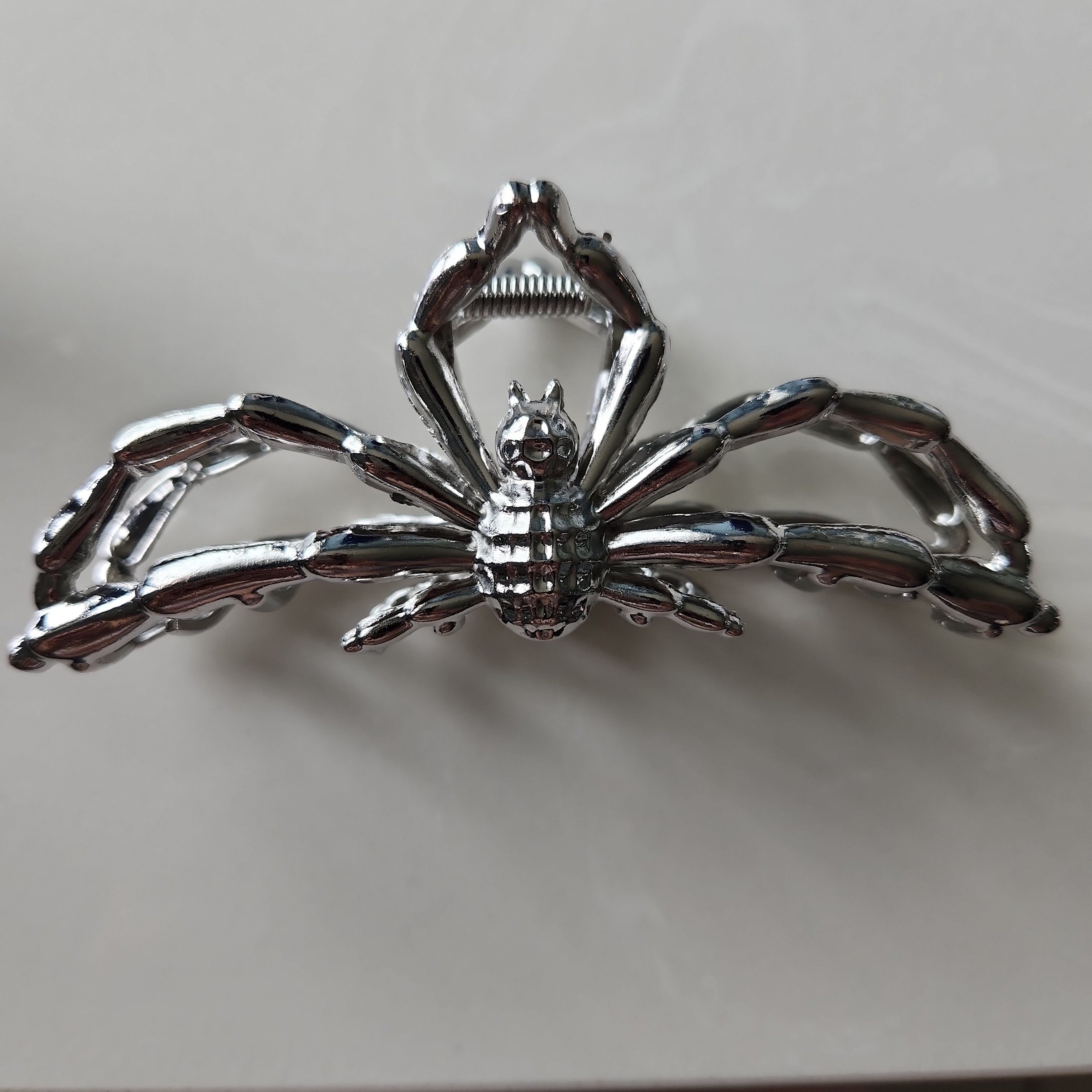 Spider hair deals clip